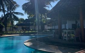 Peekaboo Diani Beach